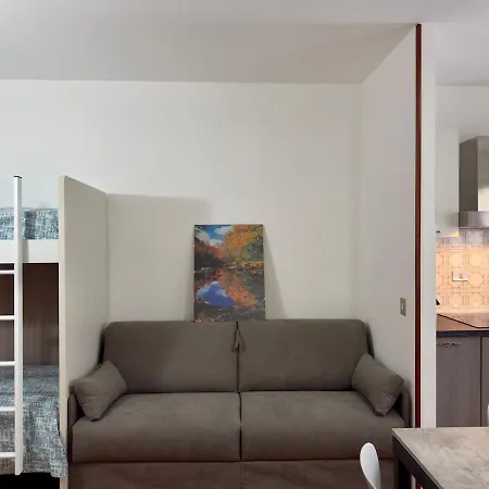 アパート La Mianda - Quattro Posti Letto Con Balcone プラーリ